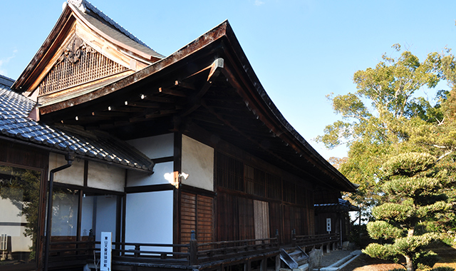 東山御殿